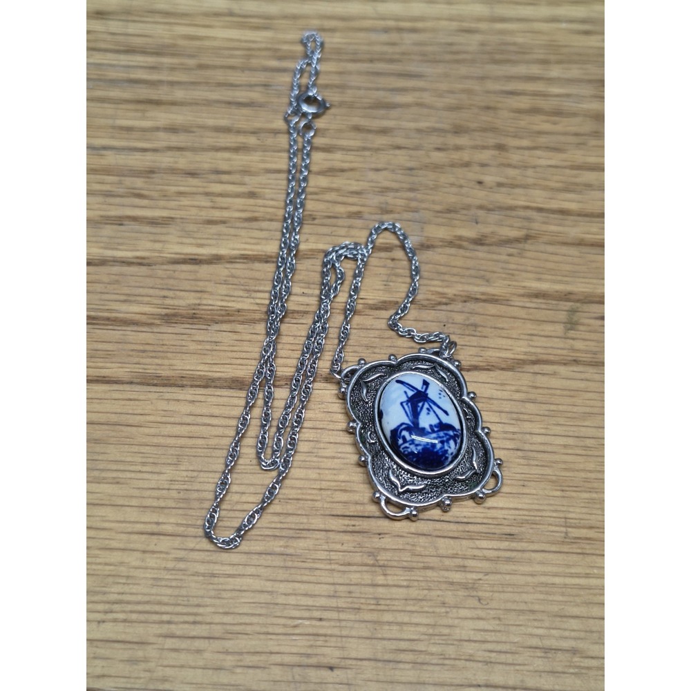SARAH COVENTRY VINTAGE BLUE & WHITE DELFT WINDMILL NECKLACE